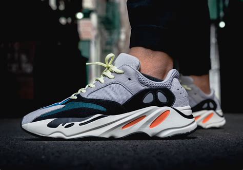 yeezy 700 wave runner restock 2024